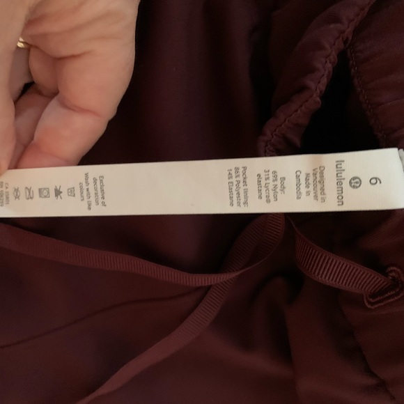 Lululemon pants - Picture 6 of 6